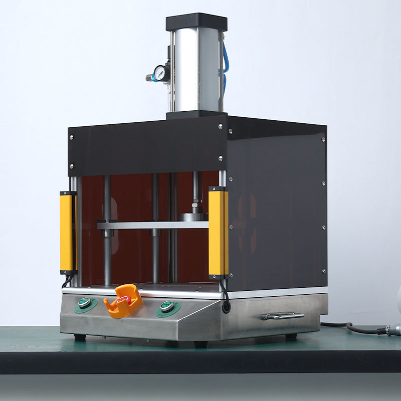 MuharraqAir tightness test fixture